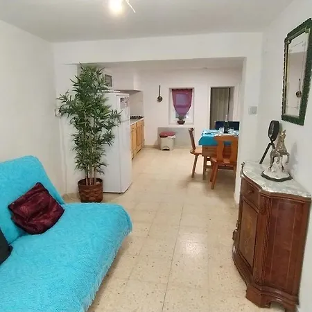 Holiday home Quetzal Turisme Rural A Tortosa, Terres De L Ebre *