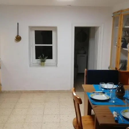 Holiday home Quetzal Turisme Rural A Tortosa, Terres De L Ebre
